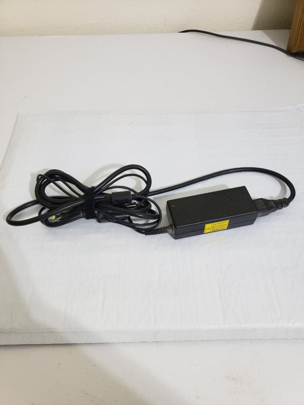 Acer G276HL monitor OEM power supply ADP-65JH DB